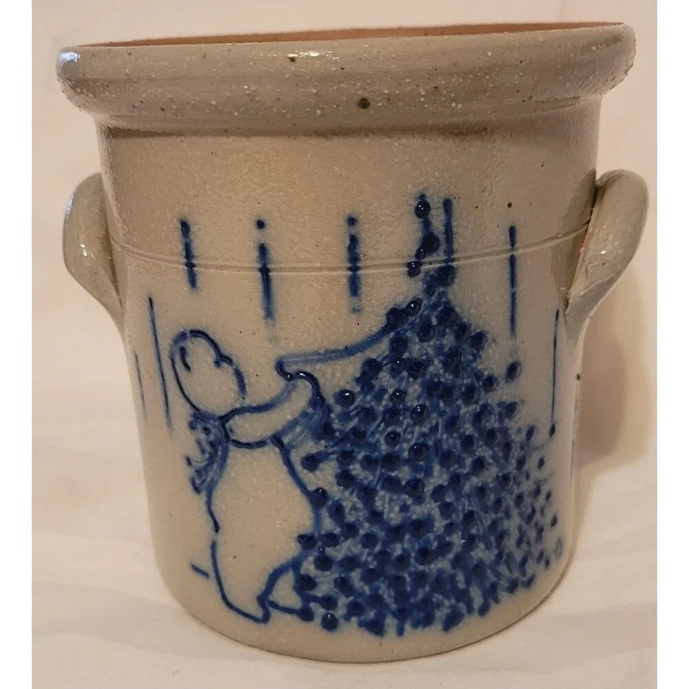 HTF Salmon Falls Helen Berg Bear Christmas Tree NH Pottery Stoneware Crock